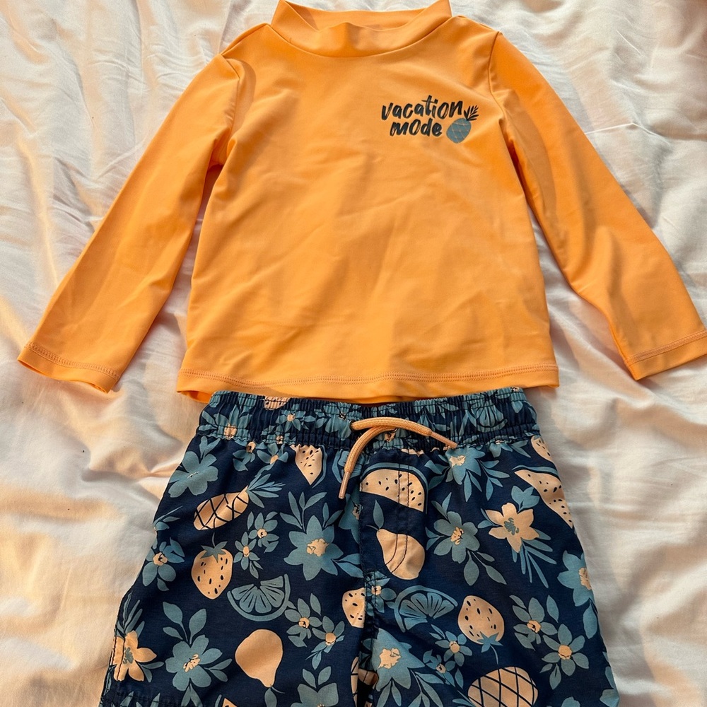 Boys 2 piece bathing suit, size 2T